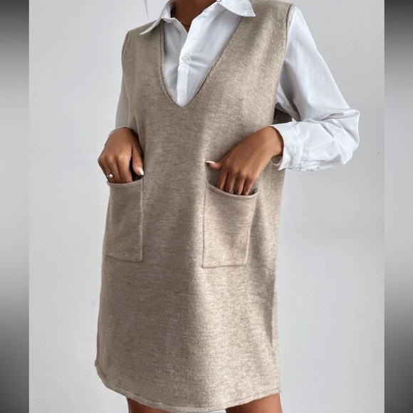 Dresses & Skirts - Sweater dress with pockets